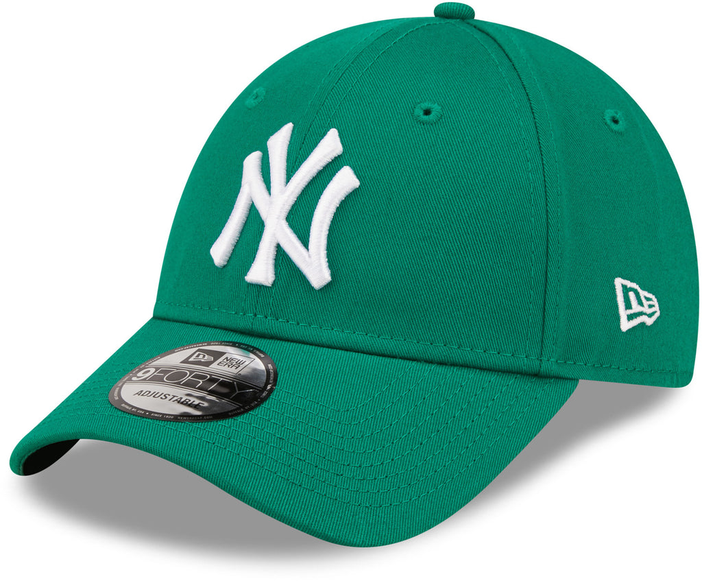 Womens New York Yankees New Era 9Forty Essential Kelly Green Baseball Cap