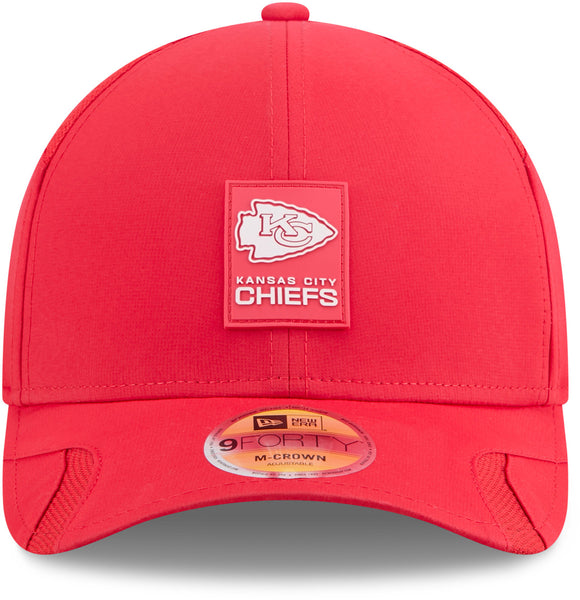 Kansas City Chiefs NFL Sideline 2025 New Era 9Forty M-Crown Team Cap